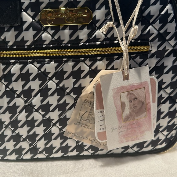 NWT Jessica Simpson Insulated Lunch Set with two Food Safe Storage Containers. - Picture 7 of 9